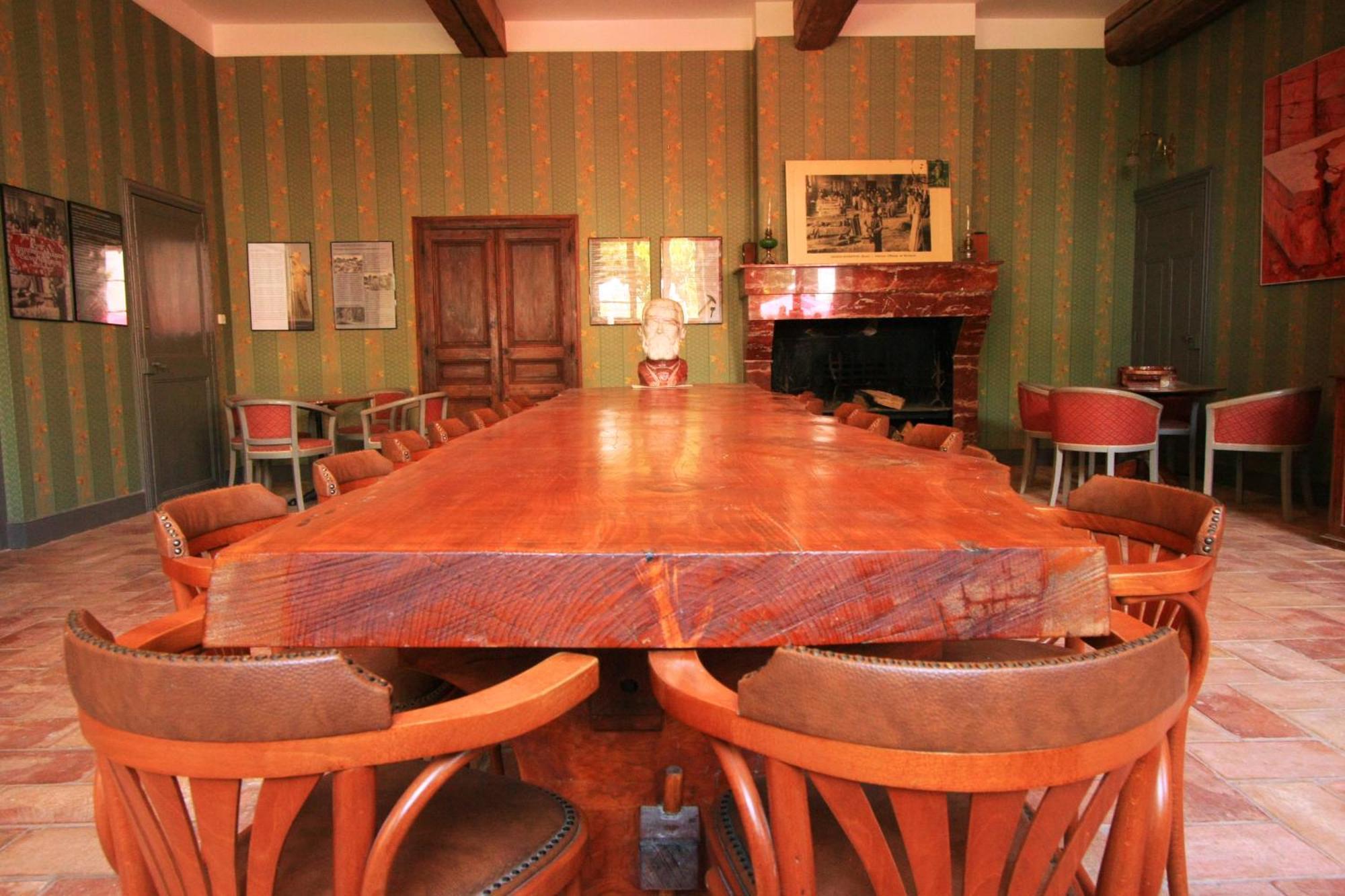 Logis Hotel - Restaurant La Marbrerie Caunes-Minervois 外观 照片