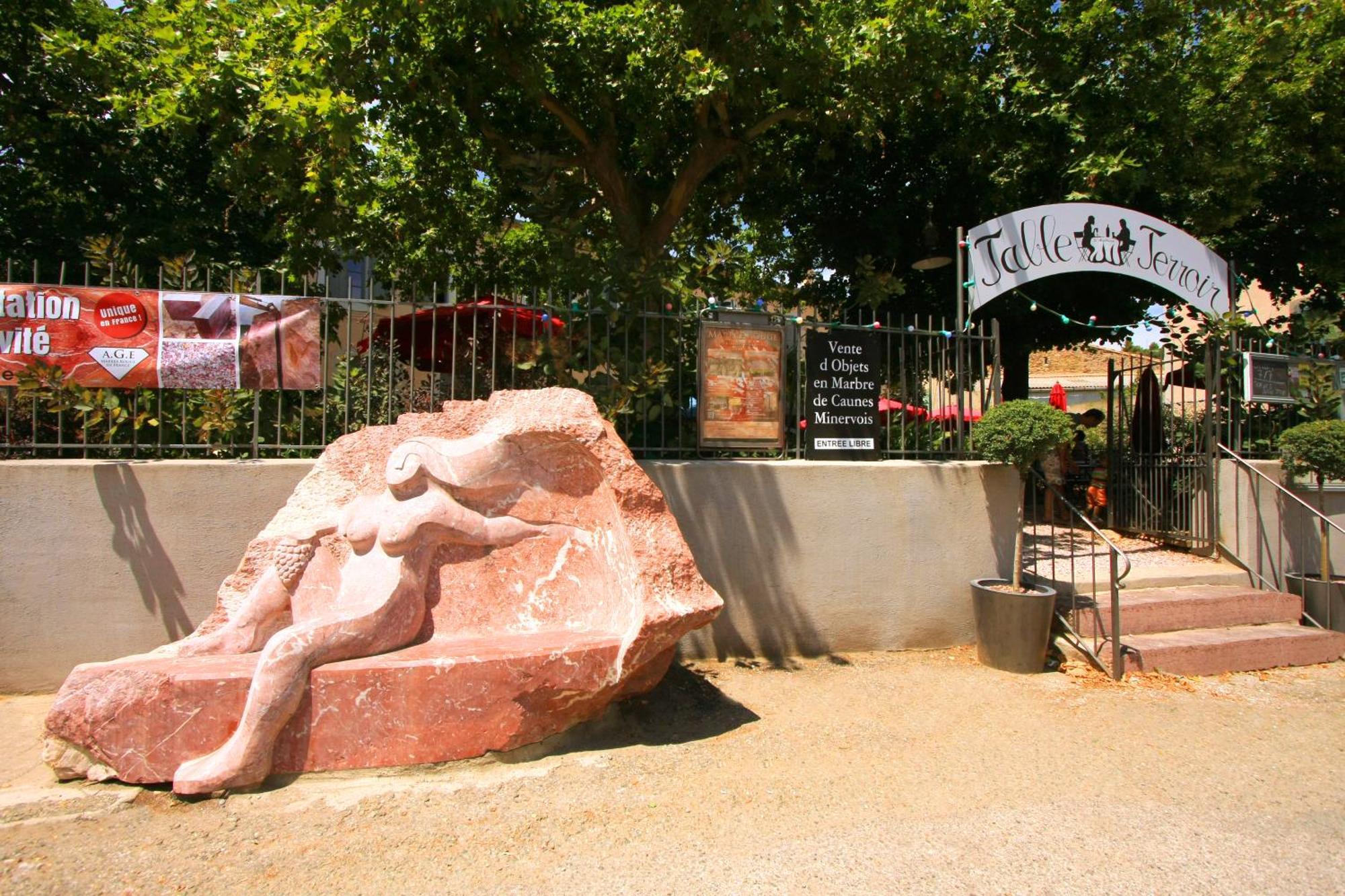 Logis Hotel - Restaurant La Marbrerie Caunes-Minervois 外观 照片