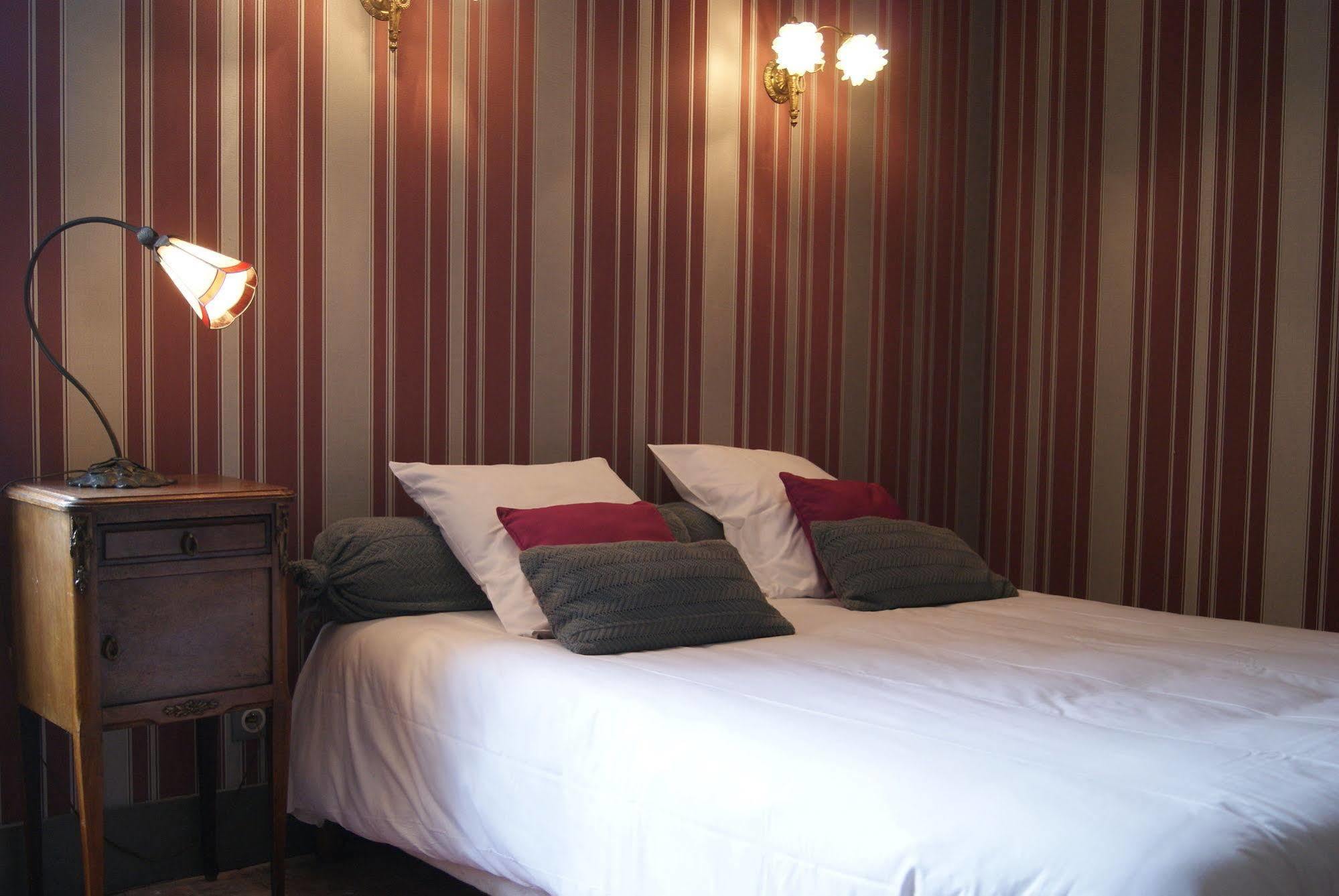 Logis Hotel - Restaurant La Marbrerie Caunes-Minervois 外观 照片