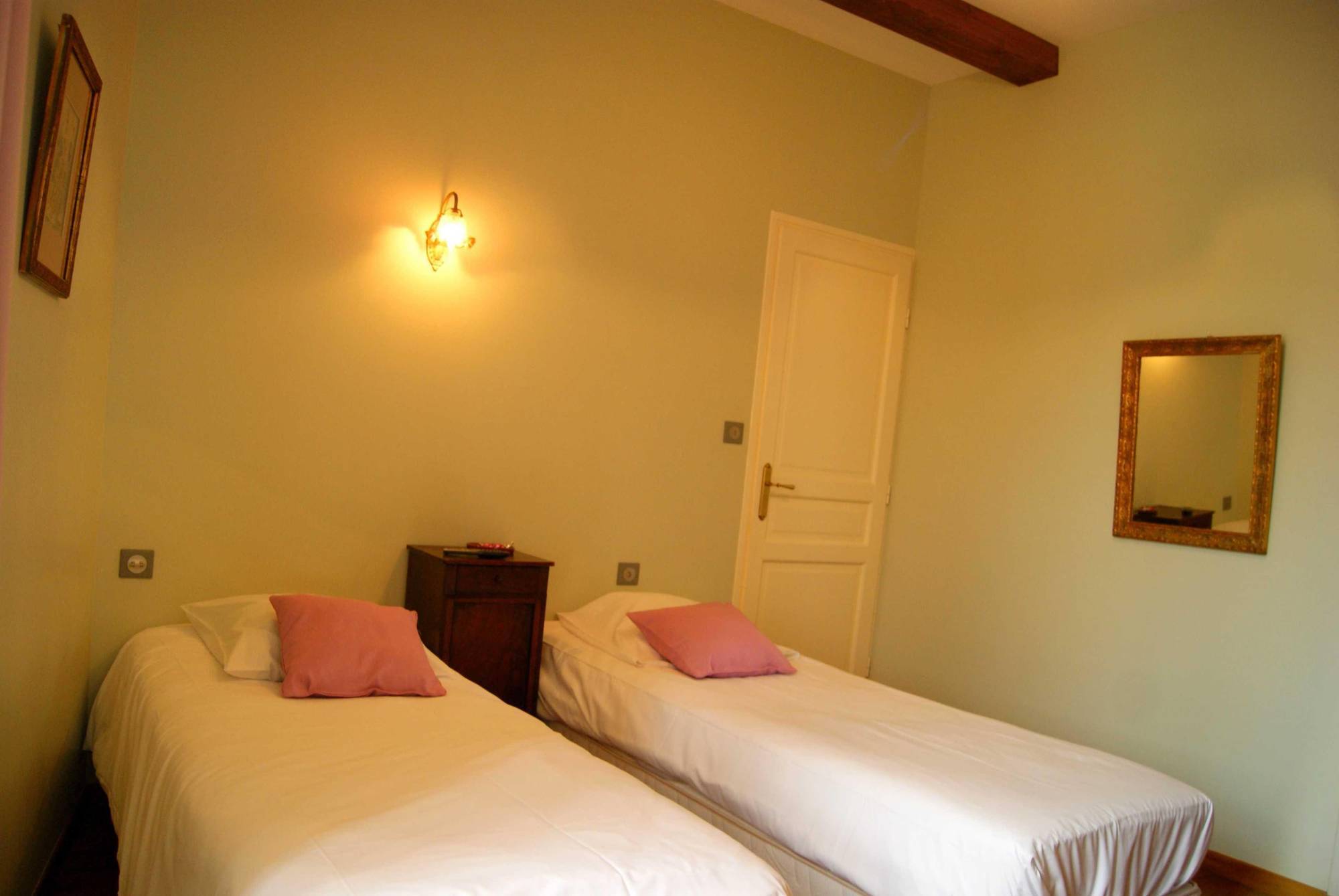 Logis Hotel - Restaurant La Marbrerie Caunes-Minervois 外观 照片